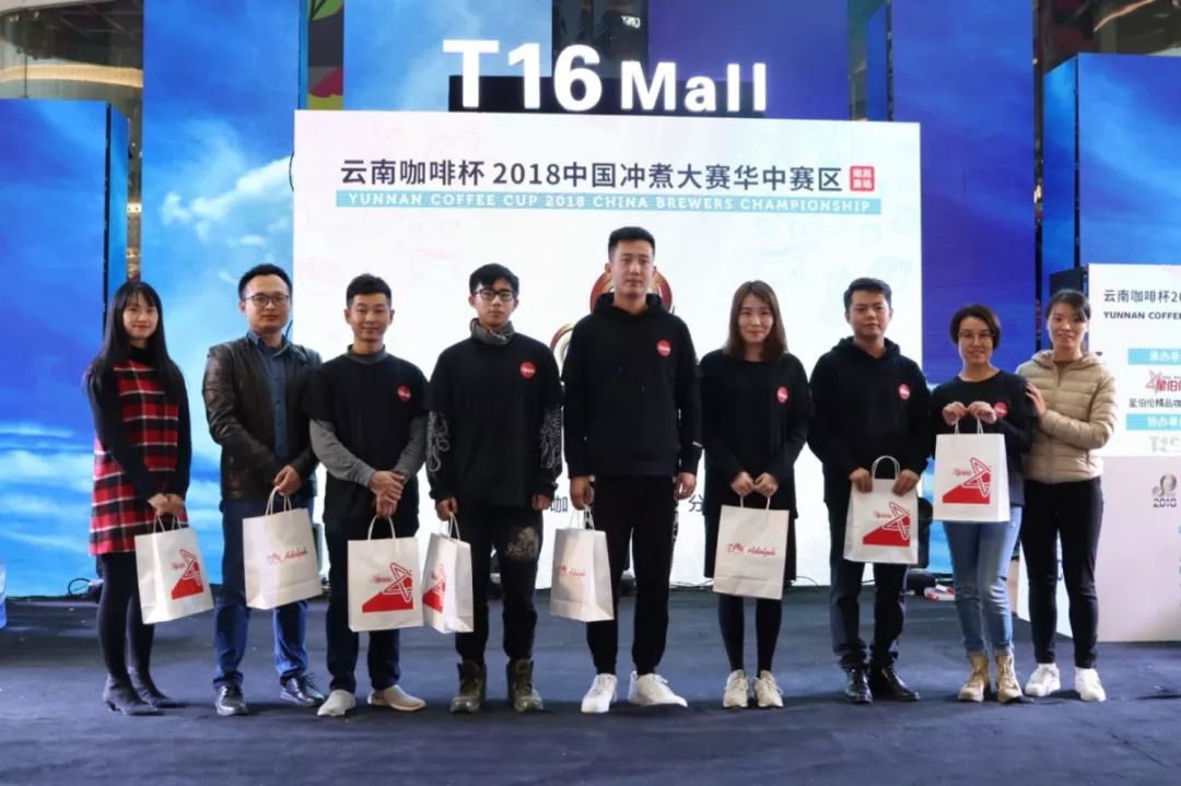 志愿者頒獎(jiǎng).jpg