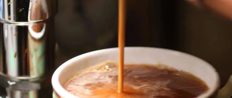 用淺烘咖啡豆做意式咖啡會怎樣？（續(xù)）
