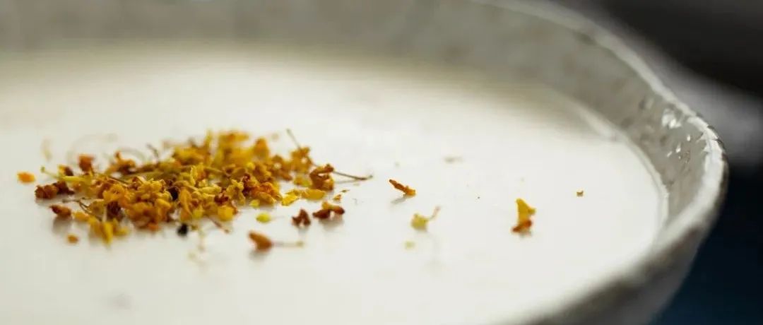 香滑細(xì)潤(rùn)，白若凝脂！種常見(jiàn)食材就能做！宅家自制香稠又順滑！