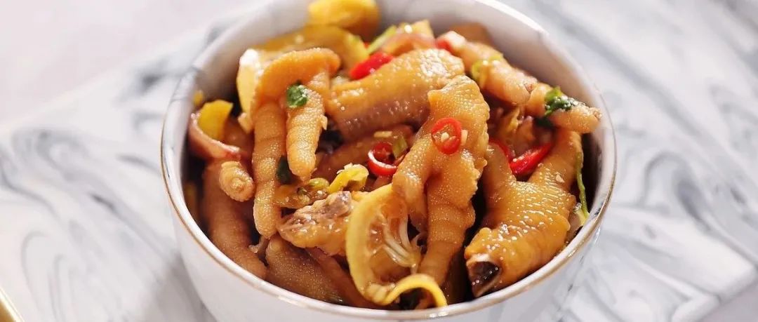 啃完一盤都不過癮！檸檬泡椒雞爪